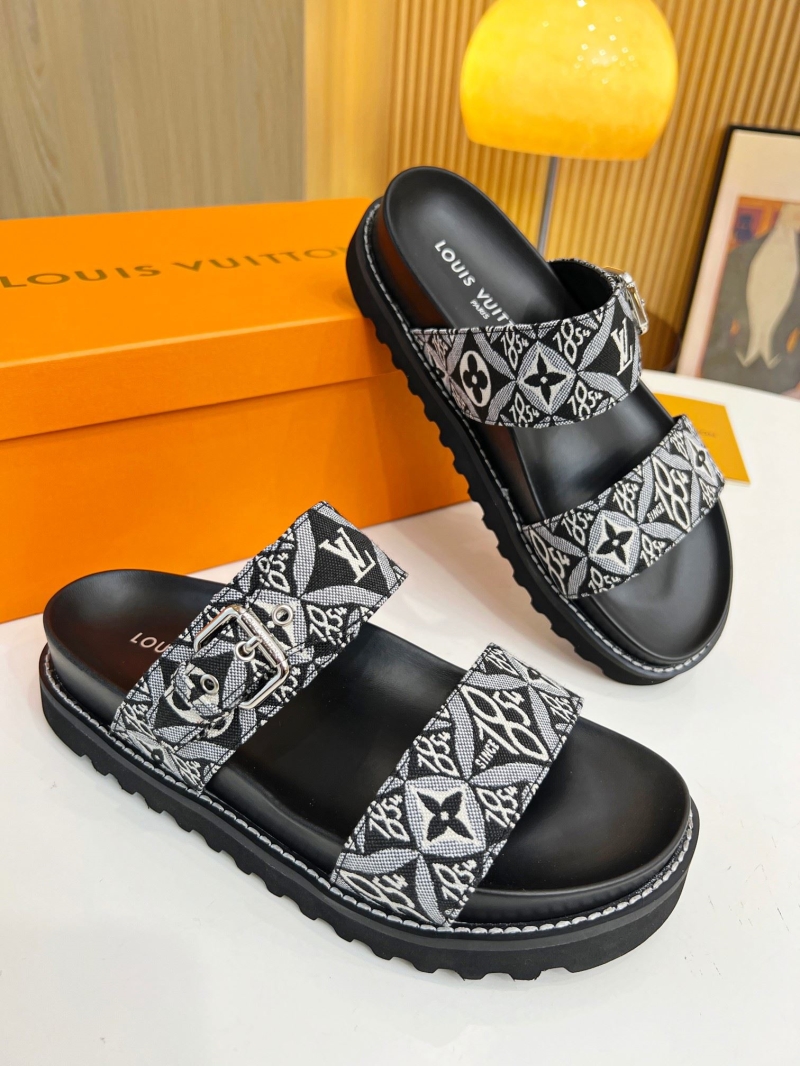 Louis Vuitton Slippers